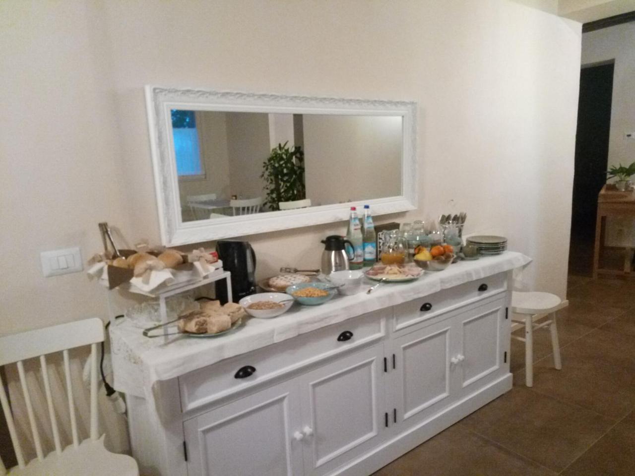 Agriturismo Vitae Fabbrico Buitenkant foto
